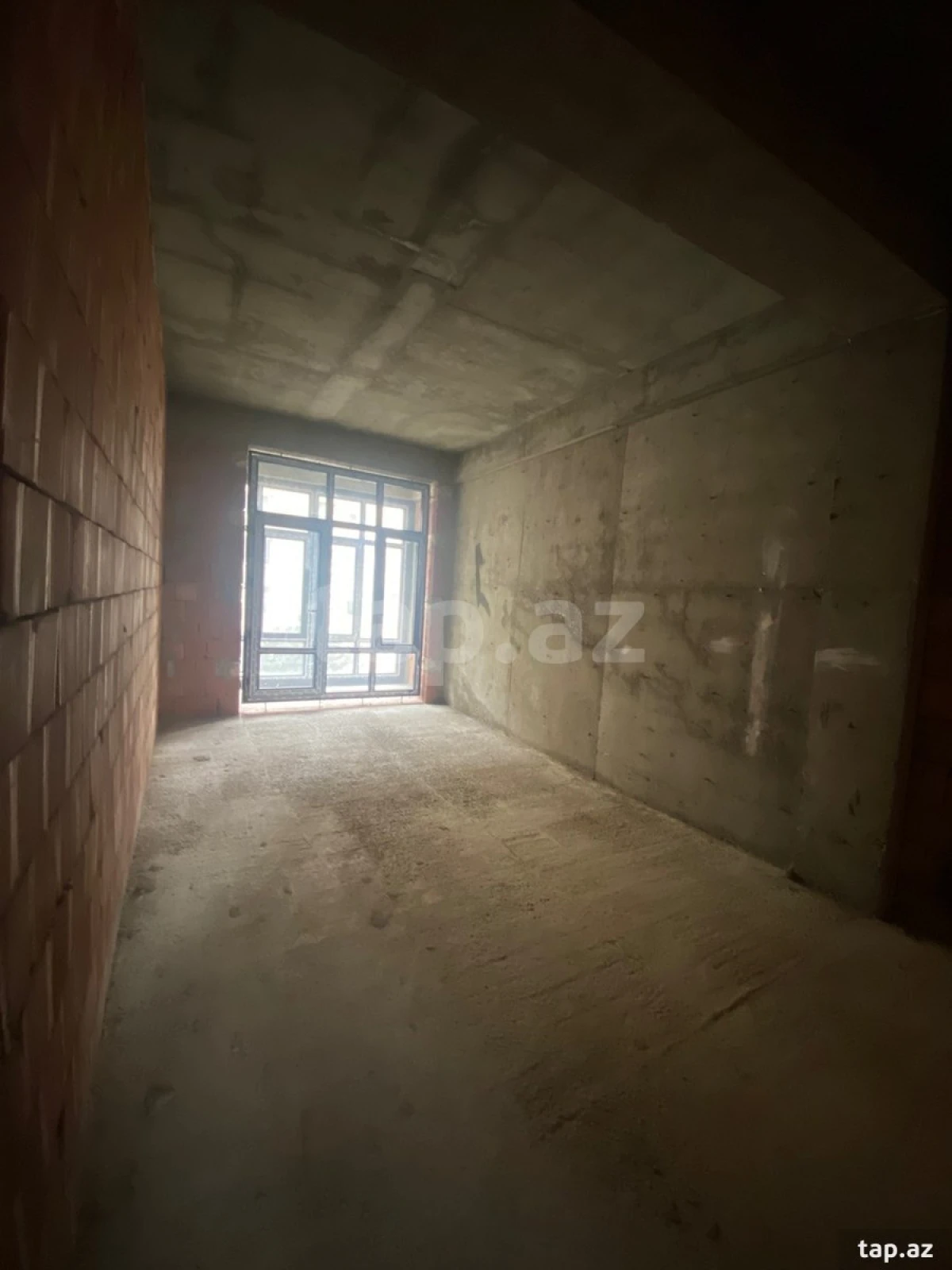 Satılır 3 otaqlı yeni tikili 115 m²