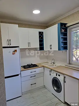 Kirayə verilir 2 otaqlı mənzil 45 m²