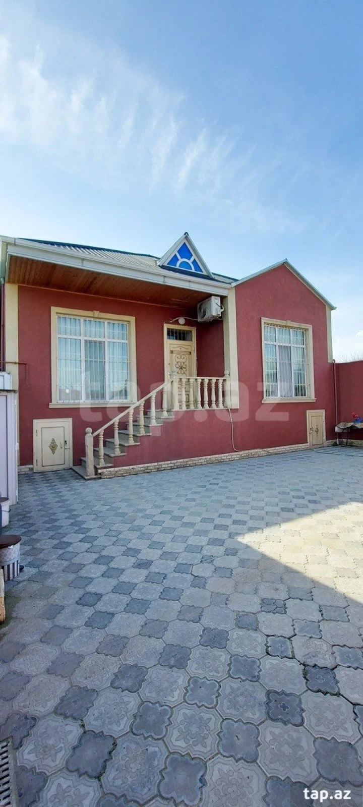 Satılır 4 otaqlı həyət evi 90 m²