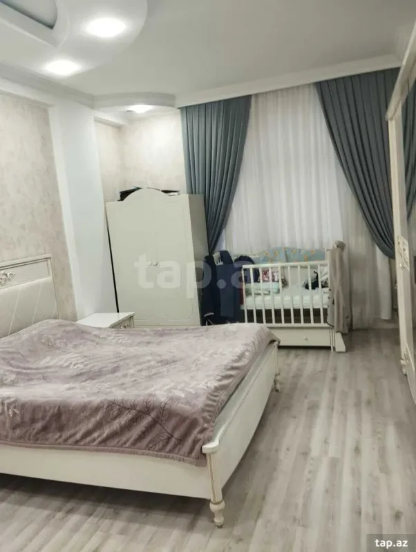 Satılır 2 otaqlı yeni tikili 94 m²