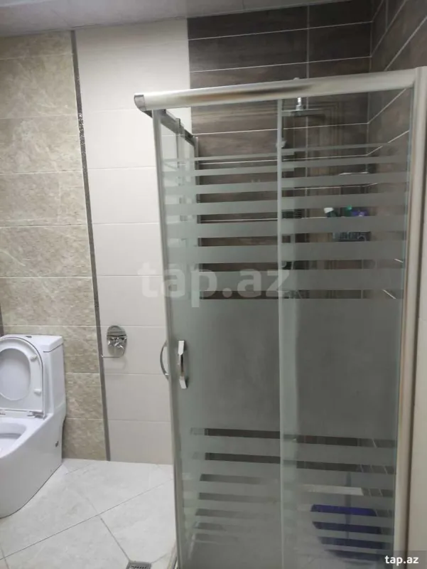 Kirayə verilir 2 otaqlı yeni tikili 60 m²