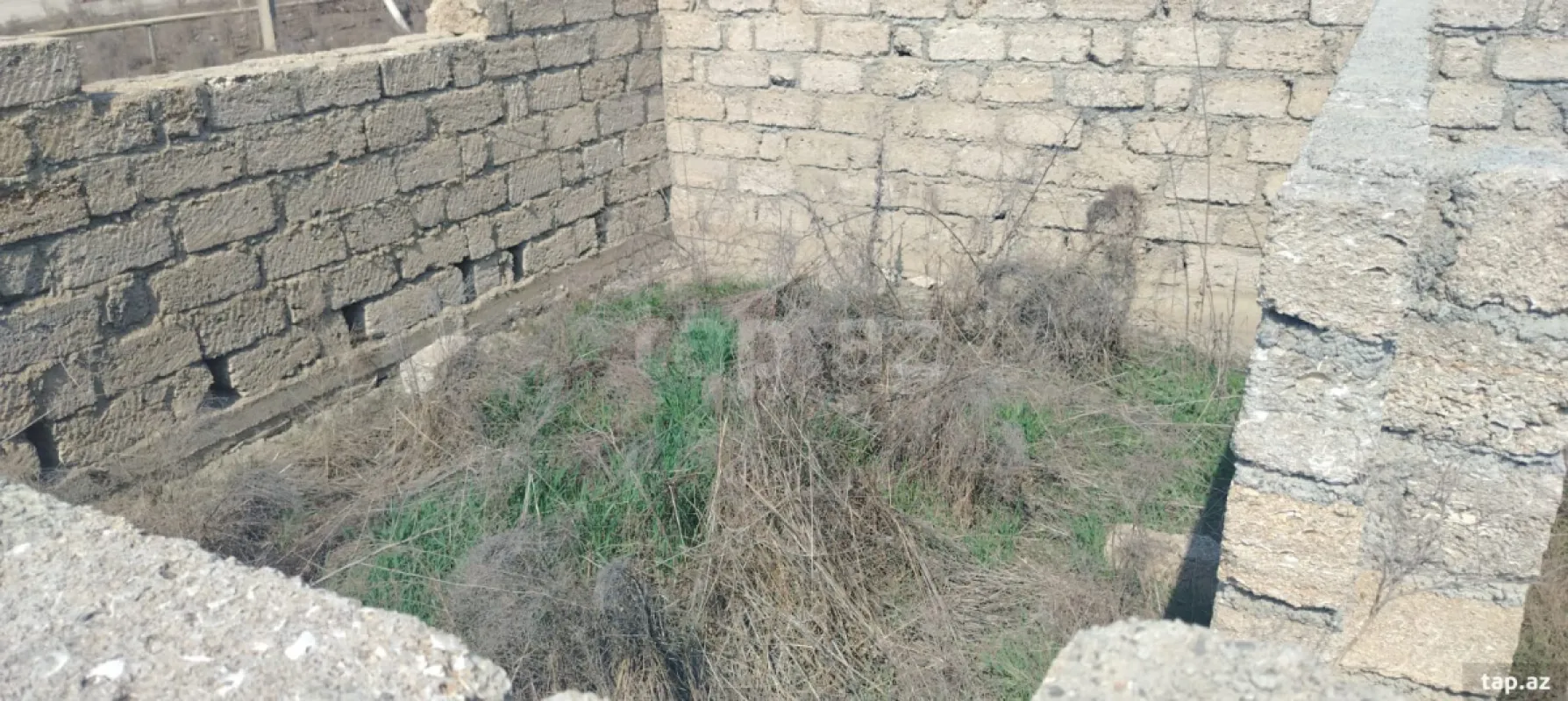 Satılır 5 otaqlı həyət evi 400 m²