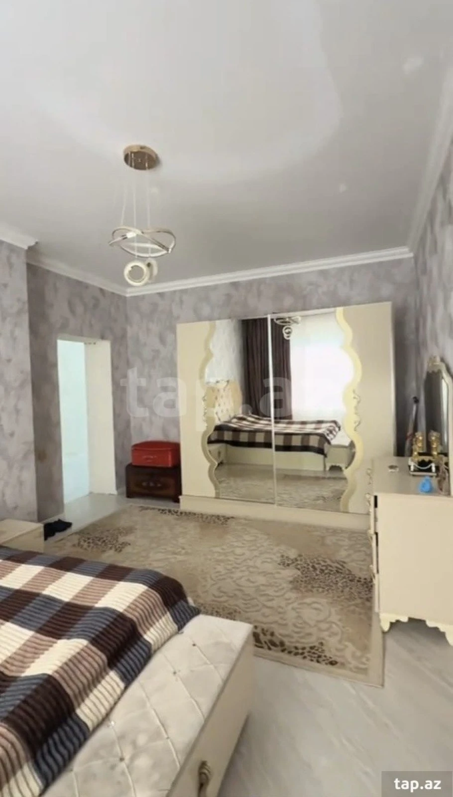 Satılır 4 otaqlı həyət evi 120 m²