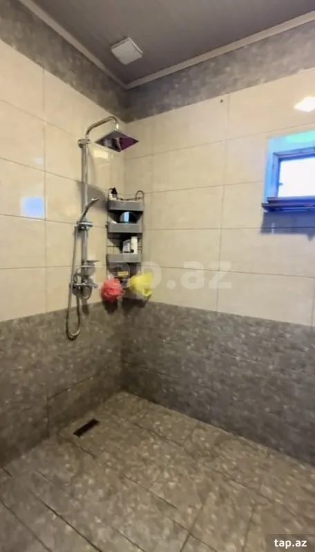 Satılır 4 otaqlı həyət evi 120 m²