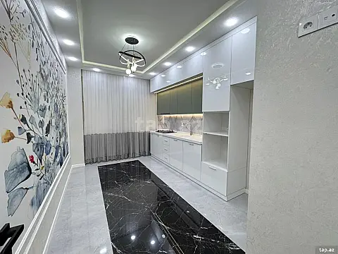 Satılır 3 otaqlı yeni tikili 95 m²