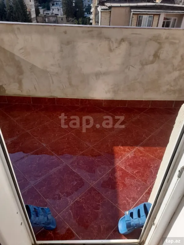 Kirayə verilir 3 otaqlı yeni tikili 150 m²