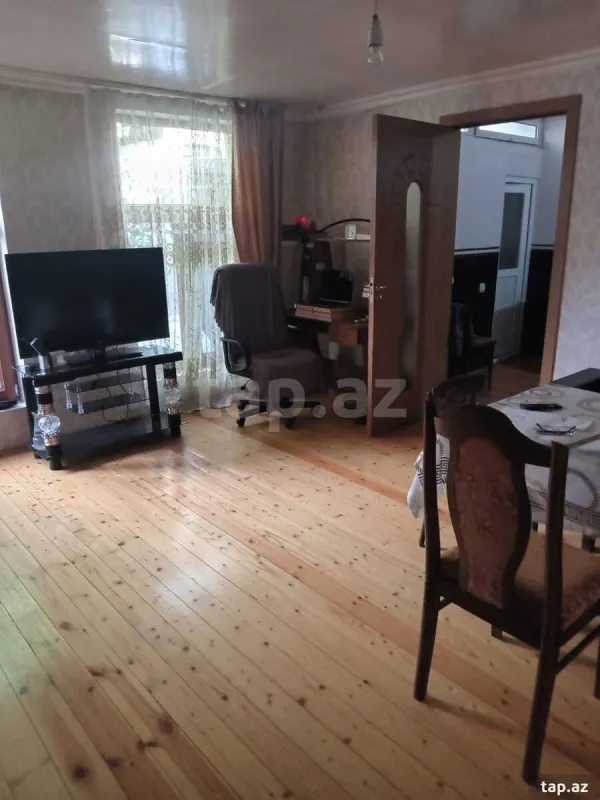 Satılır 2 otaqlı həyət evi 55 m²