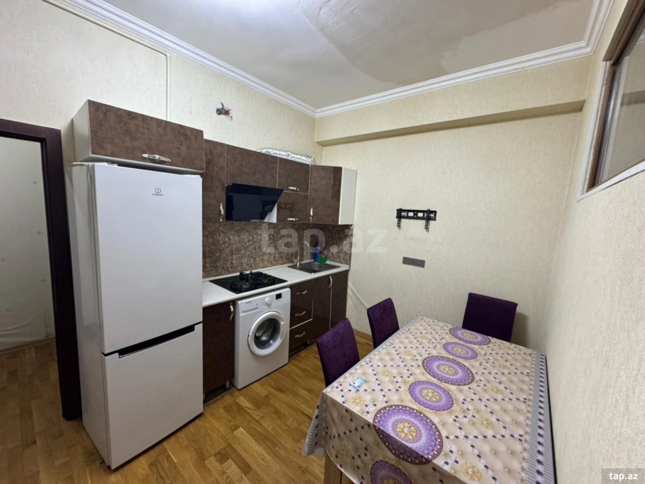 Kirayə verilir 2 otaqlı yeni tikili 45 m²