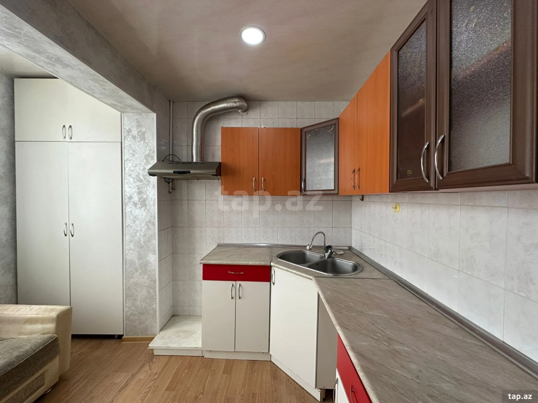 Satılır 1 otaqlı mənzil 45 m²
