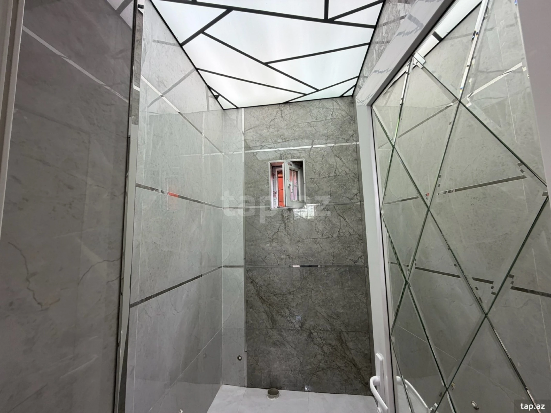 Satılır 4 otaqlı həyət evi 100 m²