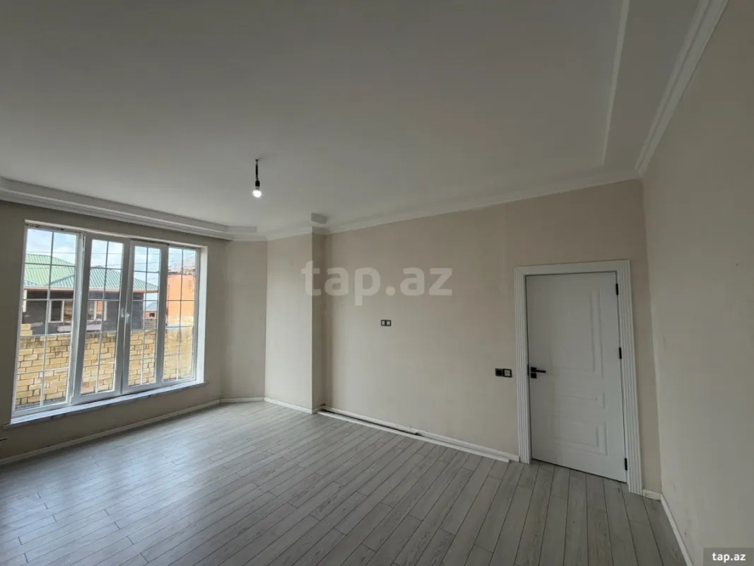 Satılır 4 otaqlı həyət evi 100 m²
