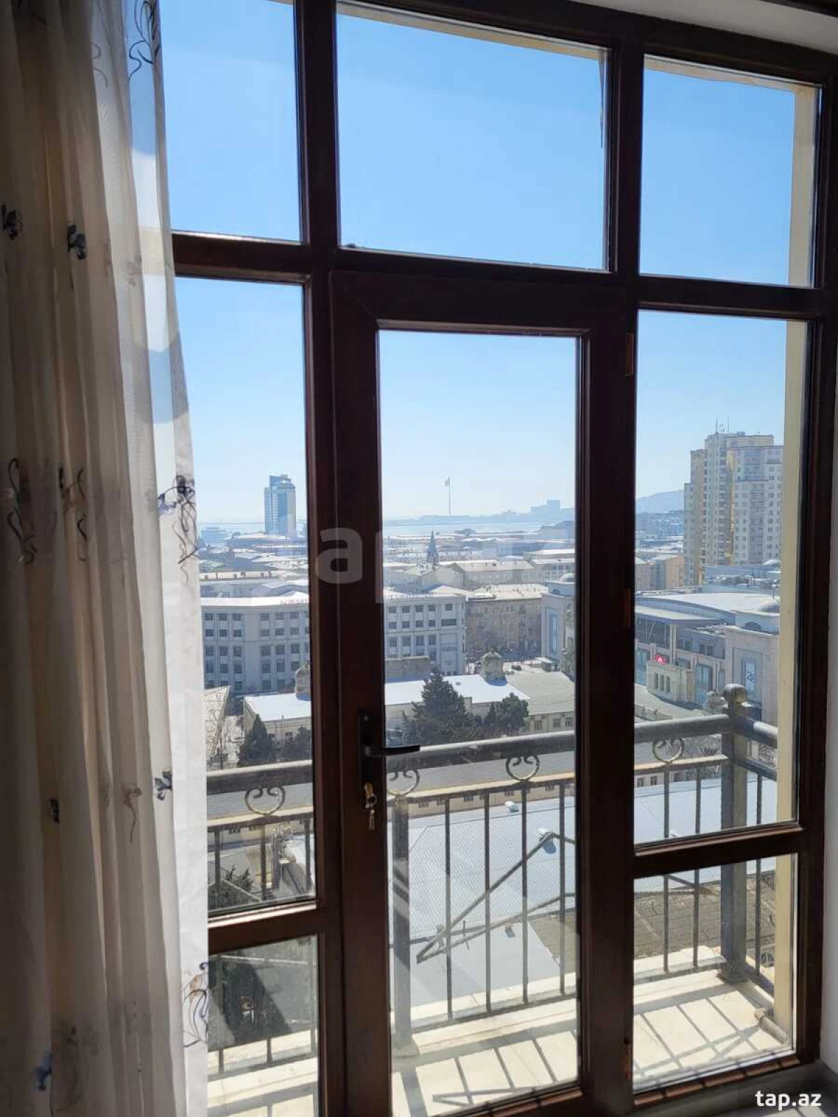 Kirayə verilir 2 otaqlı yeni tikili 85 m²