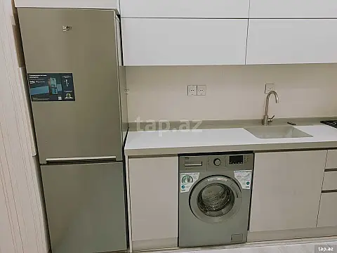 Kirayə verilir 2 otaqlı yeni tikili 85 m²