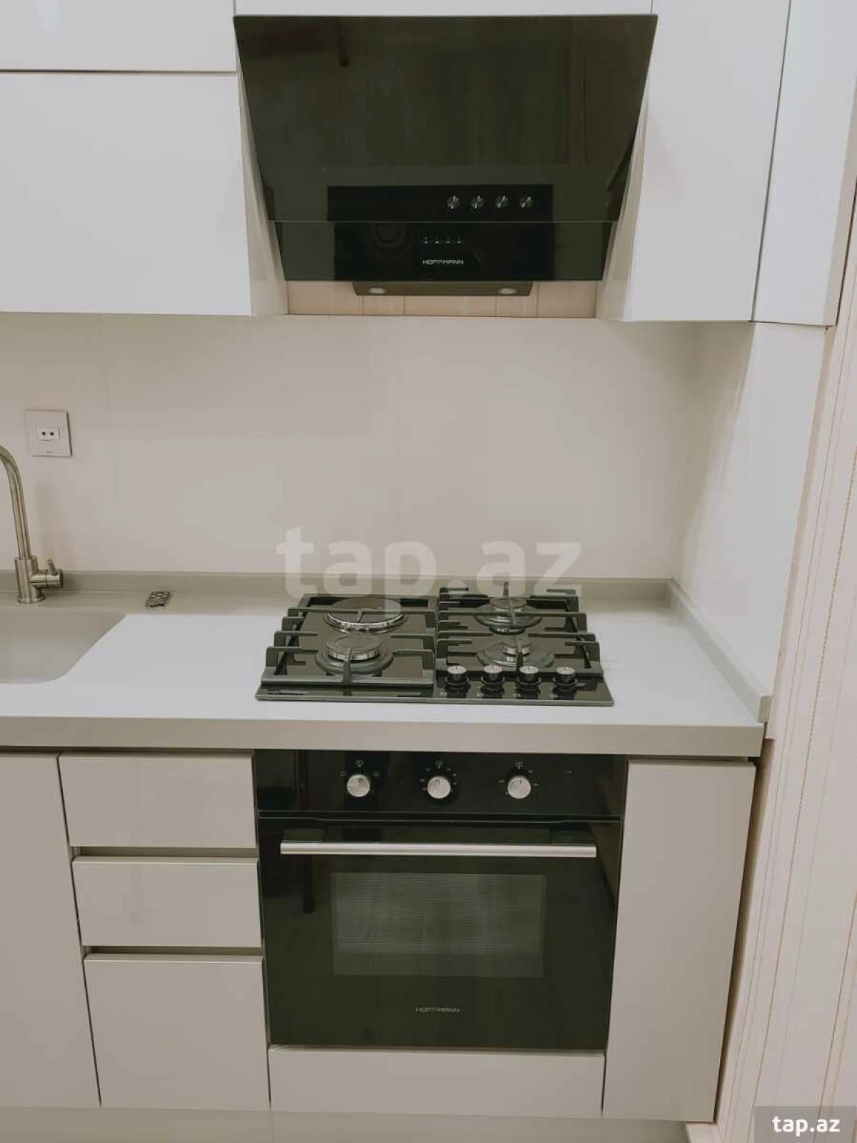 Kirayə verilir 2 otaqlı yeni tikili 85 m²