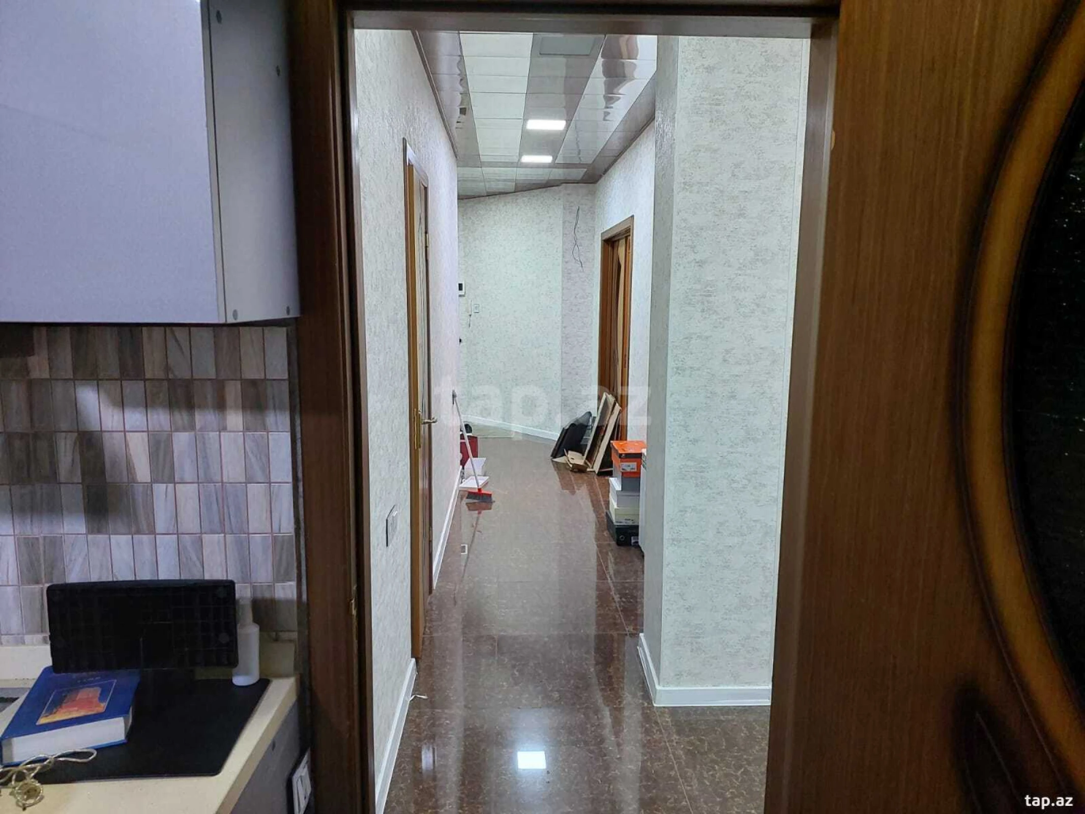 Kirayə verilir 3 otaqlı yeni tikili 108 m²