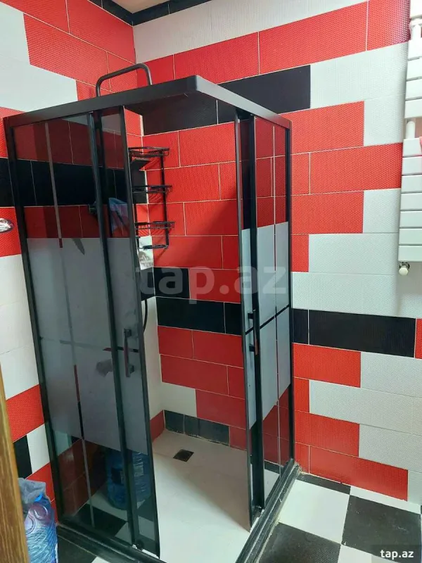 Kirayə verilir 3 otaqlı yeni tikili 108 m²