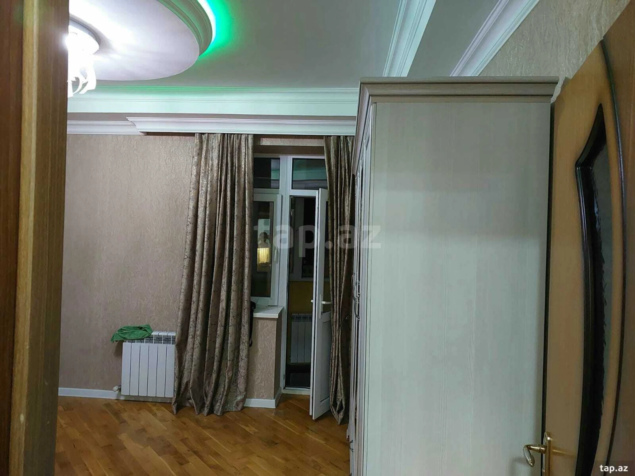 Kirayə verilir 3 otaqlı yeni tikili 108 m²