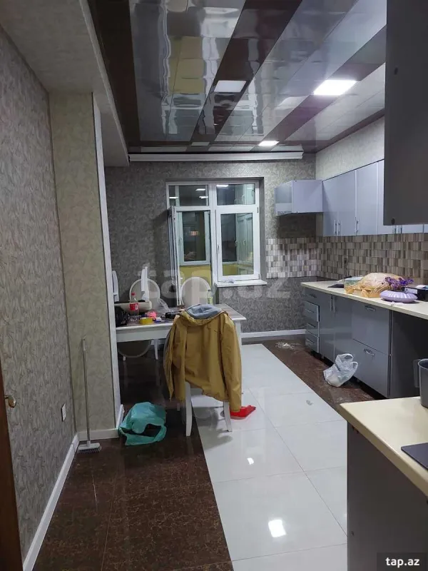 Kirayə verilir 3 otaqlı yeni tikili 108 m²