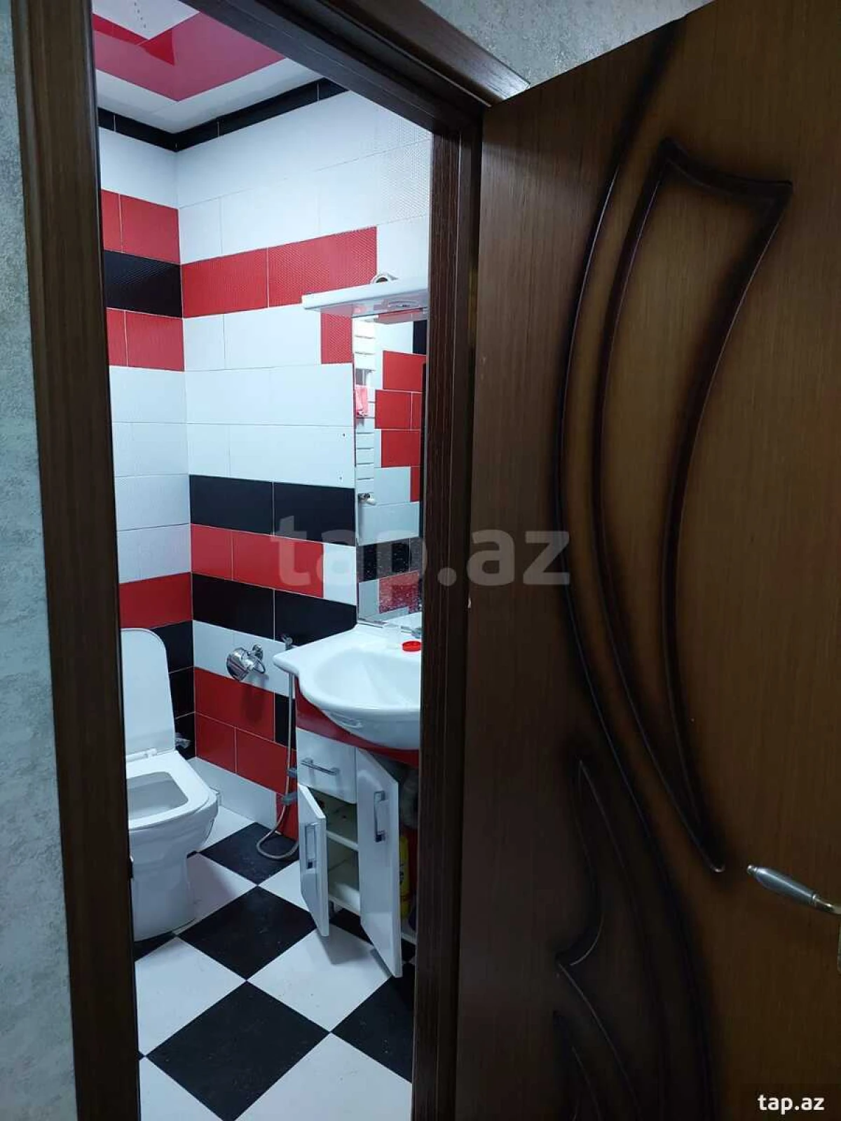 Kirayə verilir 3 otaqlı yeni tikili 108 m²