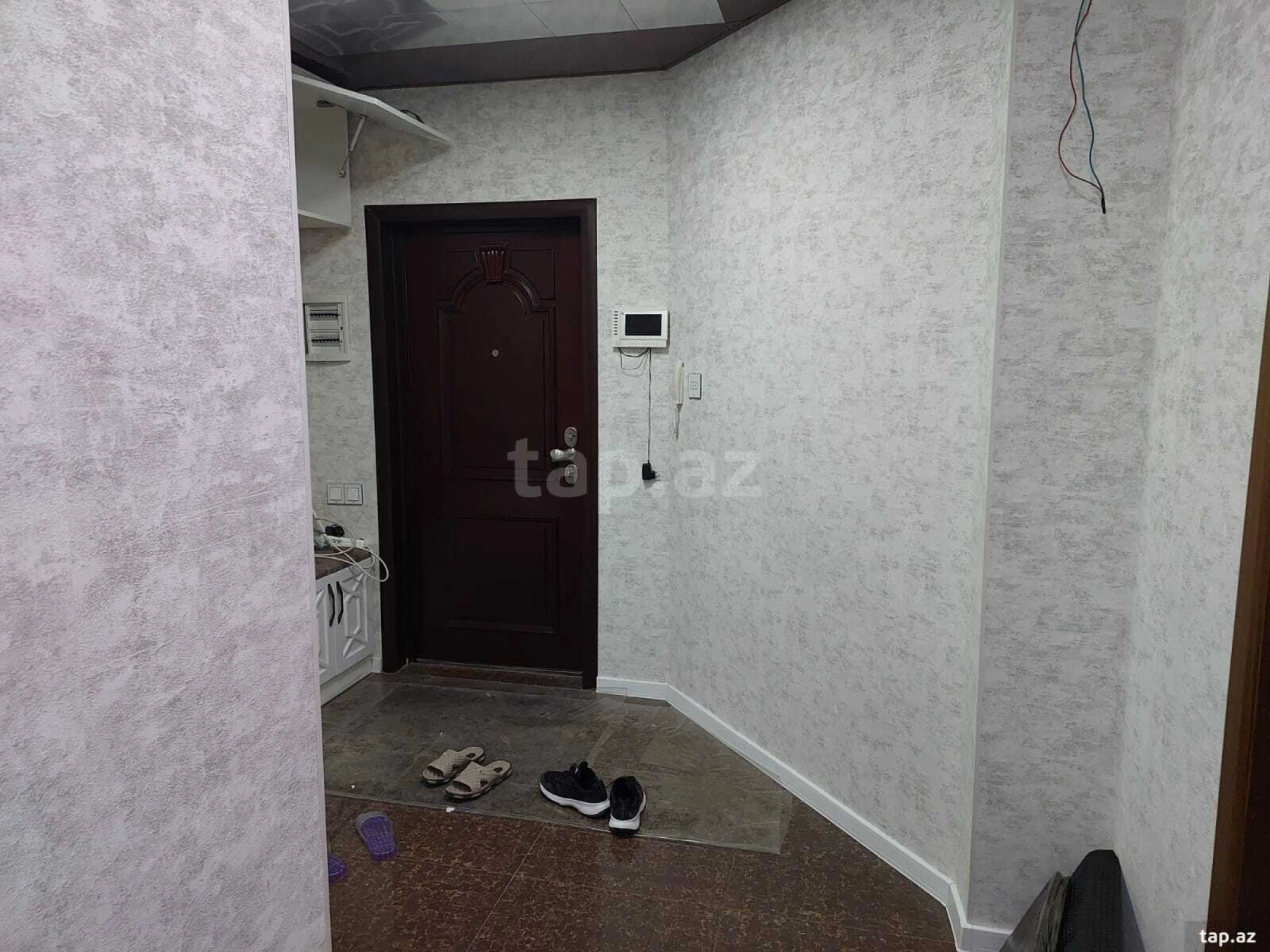 Kirayə verilir 3 otaqlı yeni tikili 108 m²
