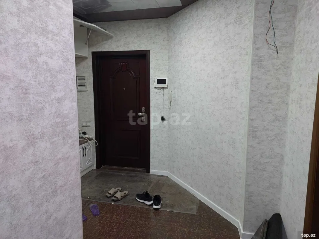 Kirayə verilir 3 otaqlı yeni tikili 108 m²