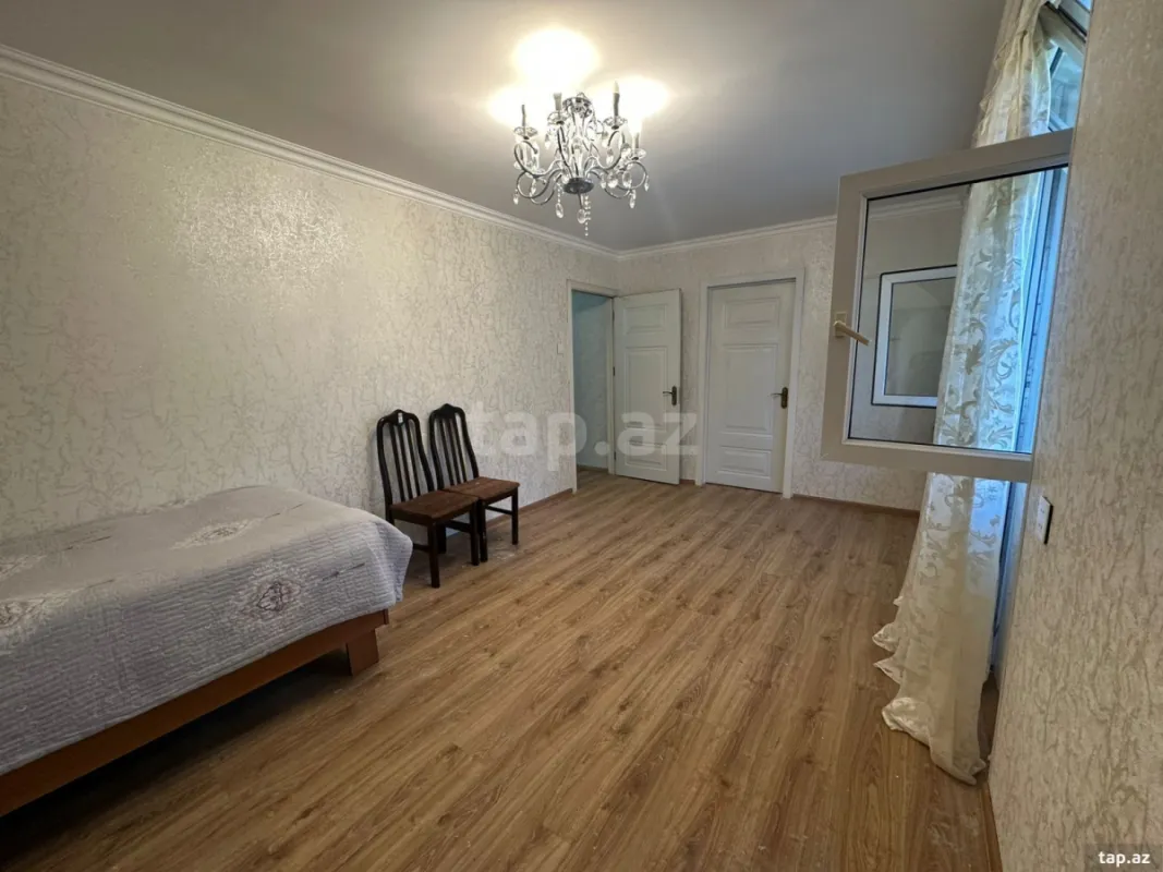 Satılır 2 otaqlı mənzil 90 m²