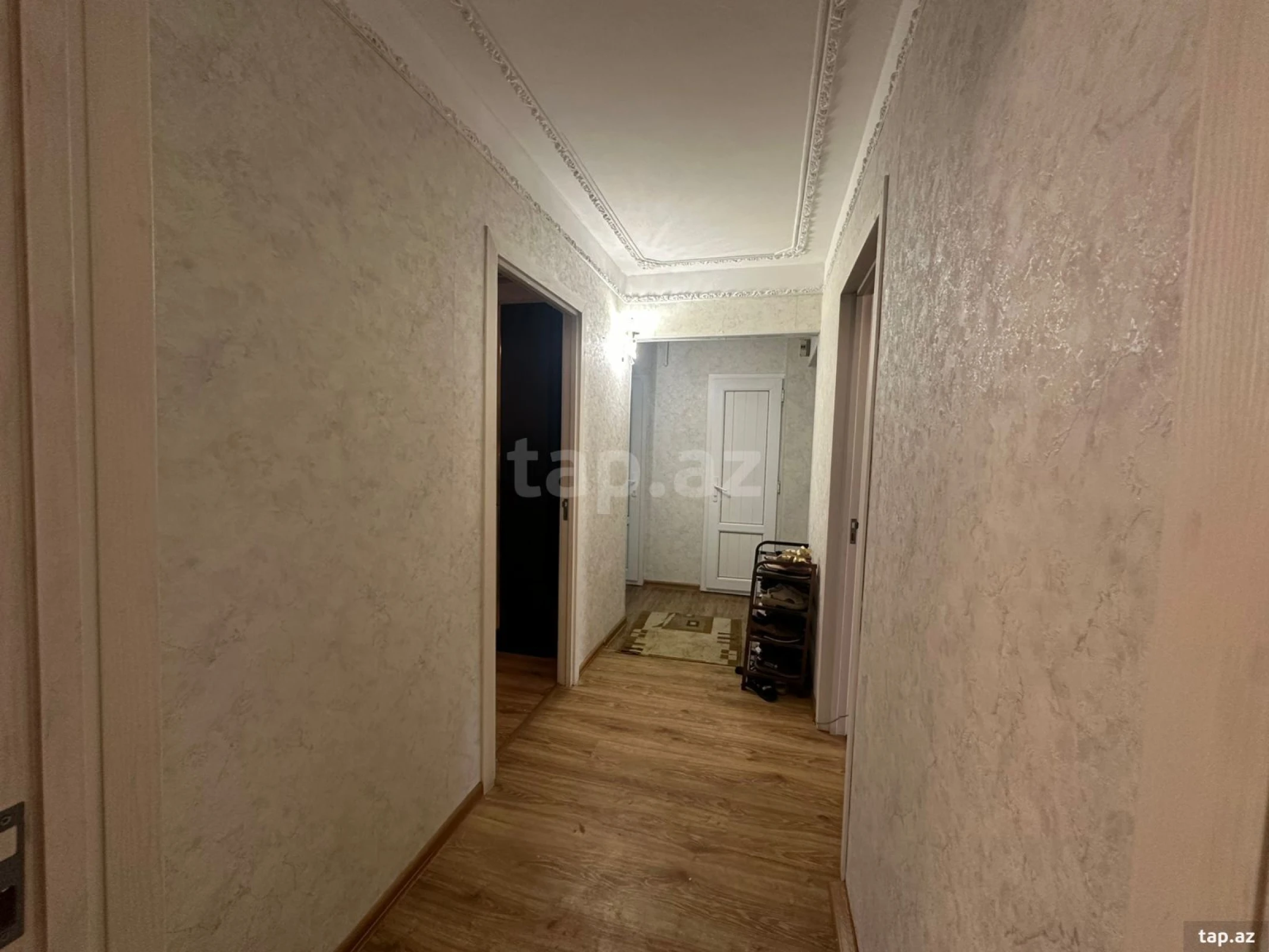 Satılır 2 otaqlı mənzil 90 m²