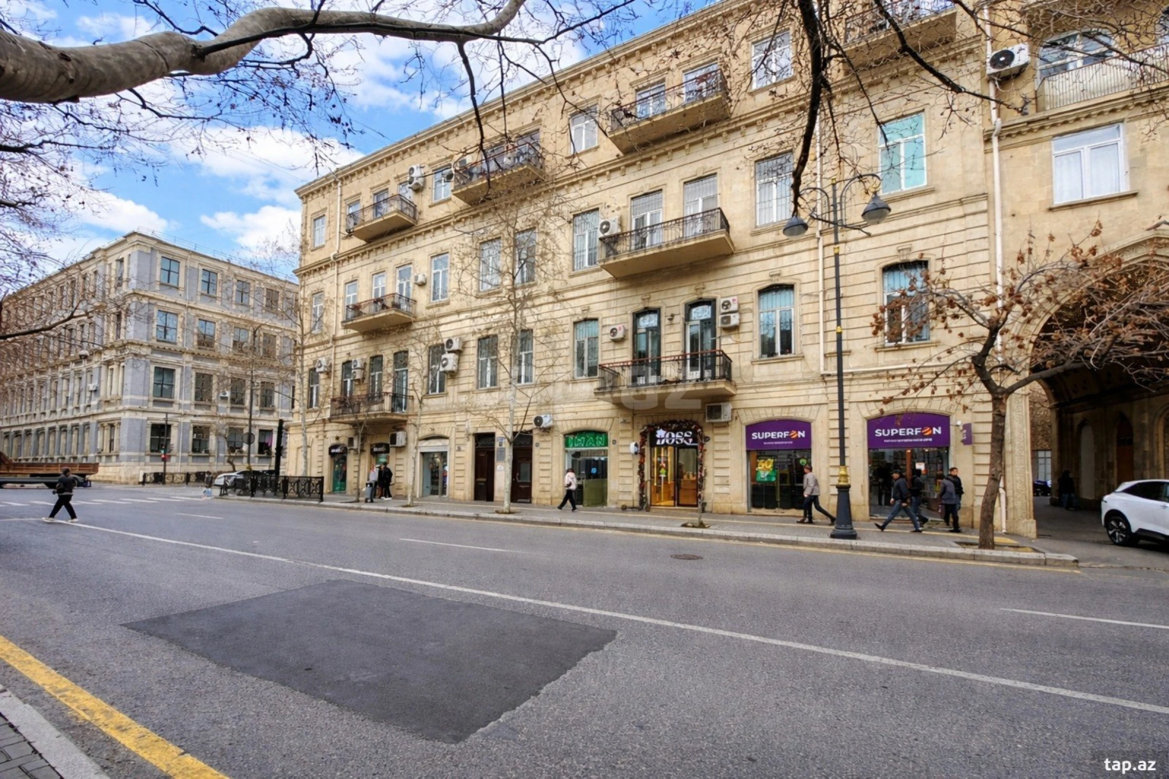 Satılır 2 otaqlı mənzil 62 m²