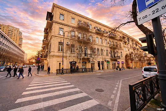 Satılır 2 otaqlı mənzil 62 m²