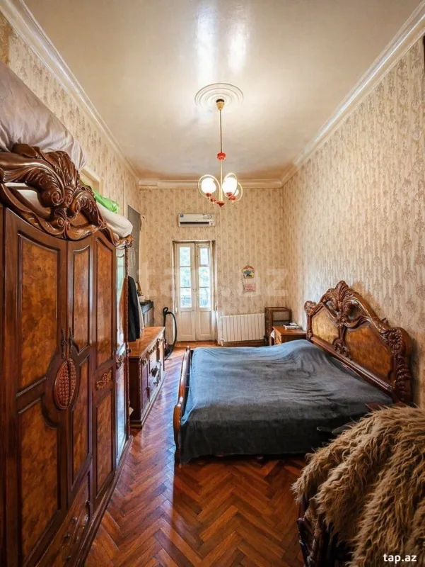 Satılır 2 otaqlı mənzil 62 m²