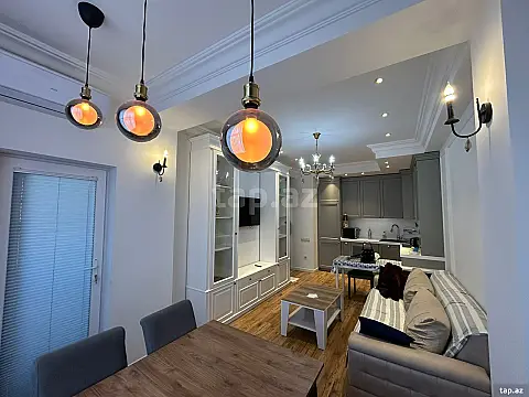 Kirayə verilir 2 otaqlı yeni tikili 60 m²