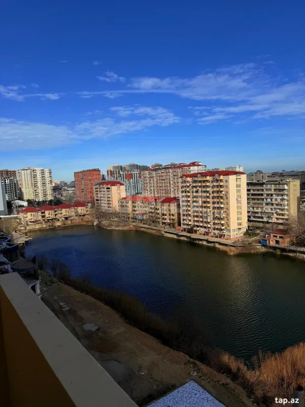 Satılır 3 otaqlı yeni tikili 120 m²