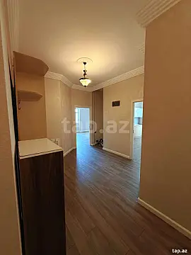 Satılır 3 otaqlı yeni tikili 120 m²