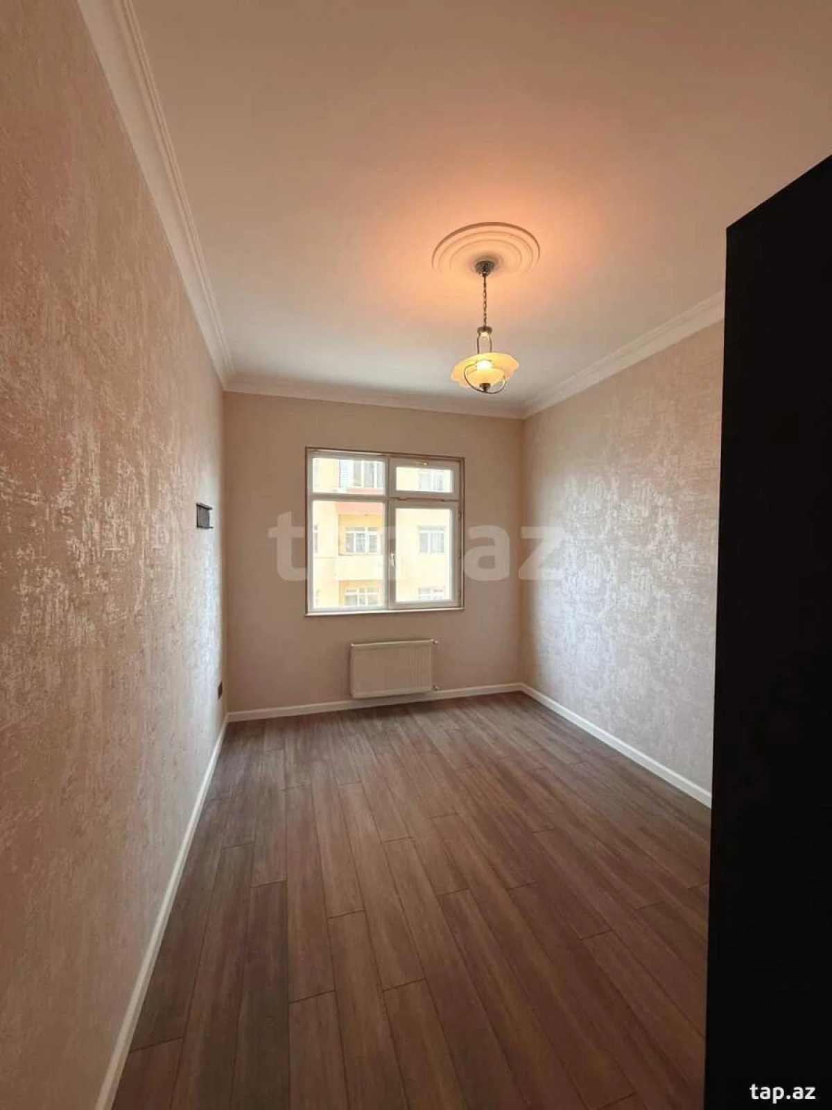 Satılır 3 otaqlı yeni tikili 120 m²