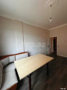 Satılır 3 otaqlı yeni tikili 120 m²