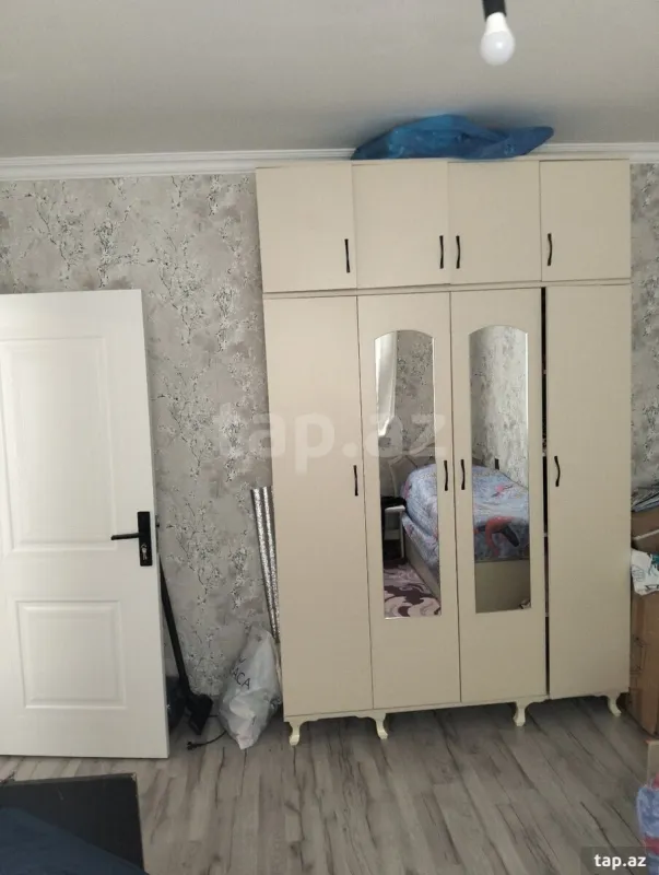 Satılır 4 otaqlı həyət evi 100 m²