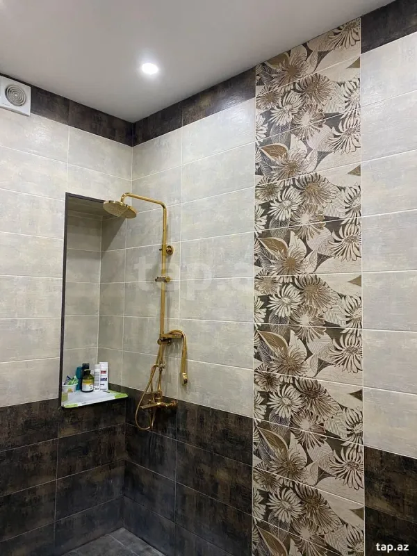 Satılır 3 otaqlı yeni tikili 110 m²