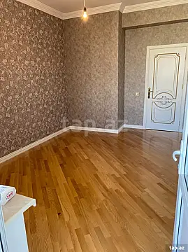 Satılır 3 otaqlı yeni tikili 110 m²