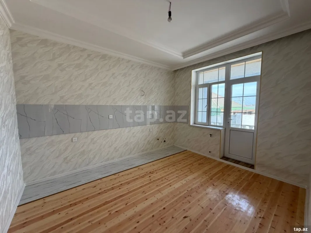 Satılır 4 otaqlı həyət evi 120 m²