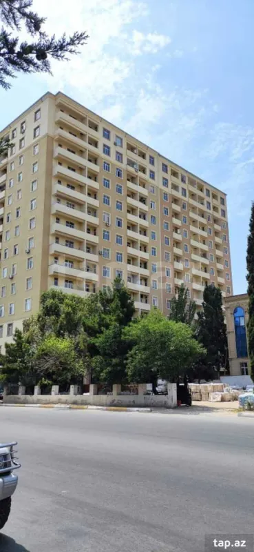 Satılır 3 otaqlı yeni tikili 105 m²