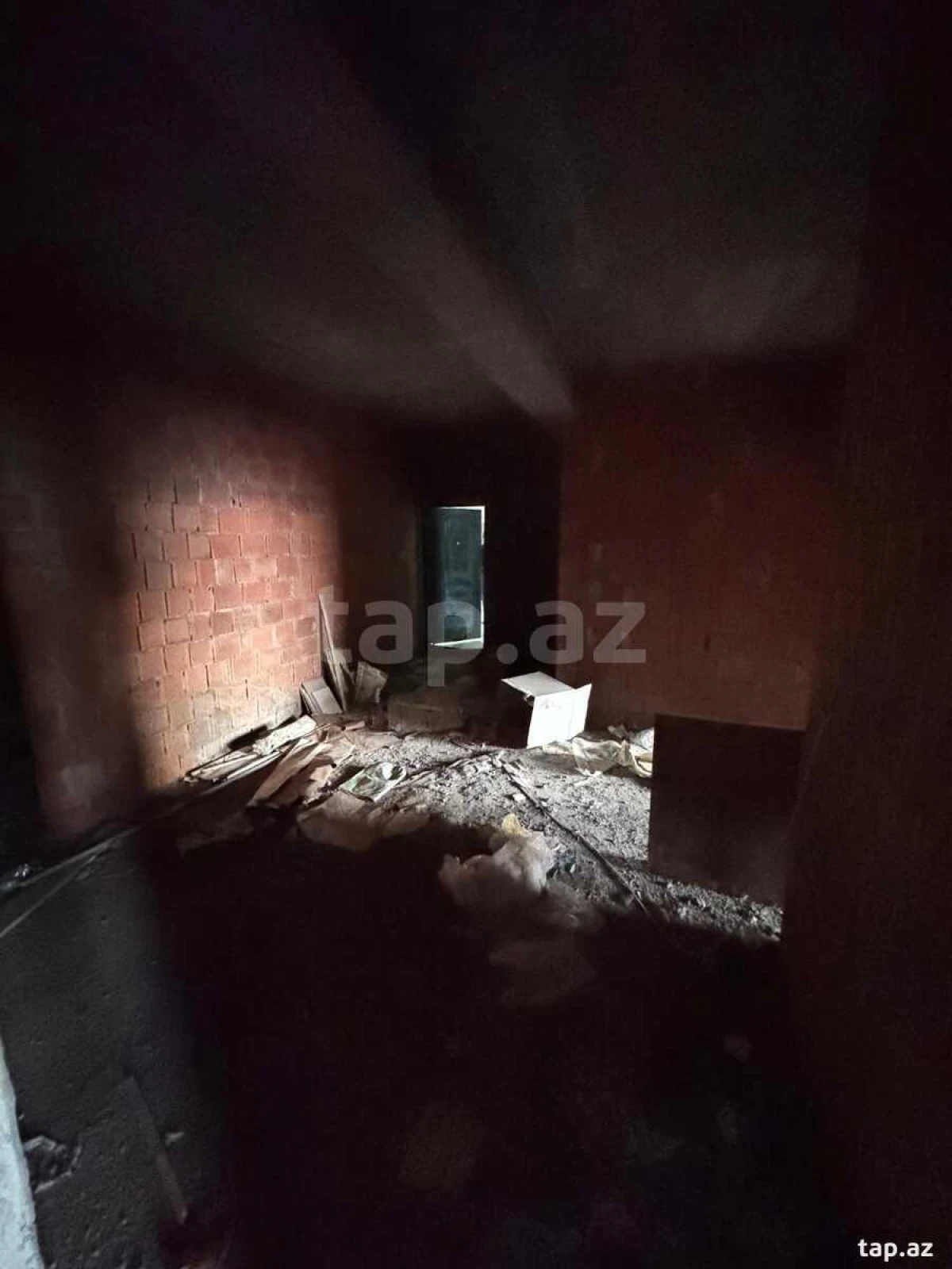 Satılır 3 otaqlı yeni tikili 105 m²