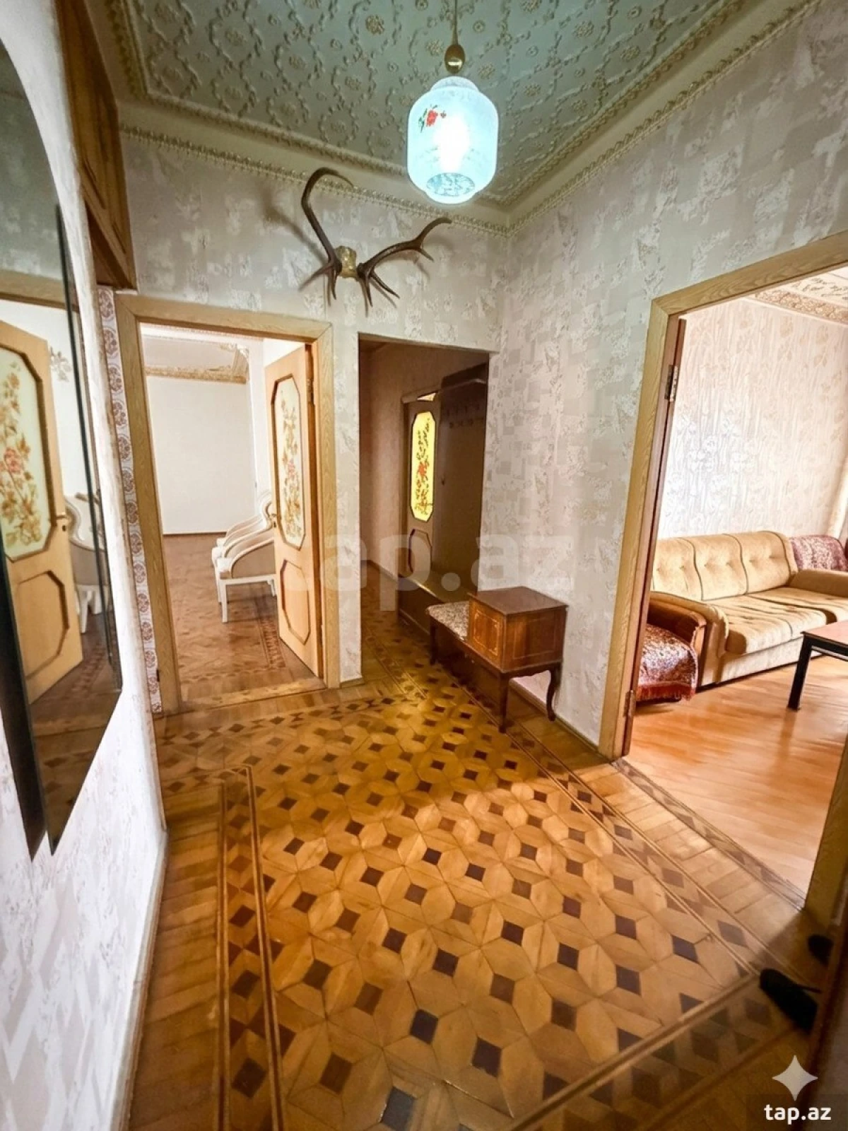 Satılır 5 otaqlı mənzil 110 m²