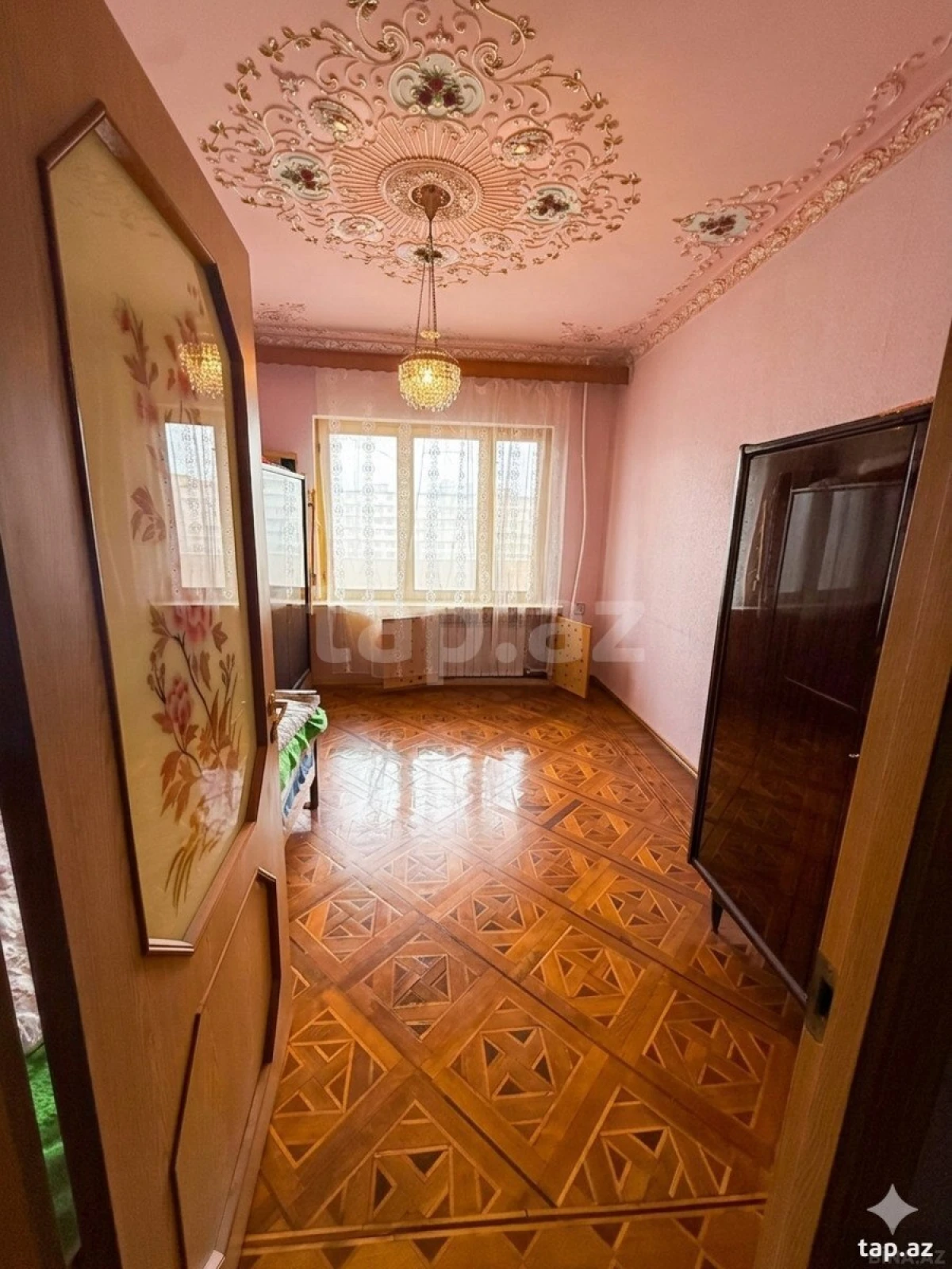 Satılır 5 otaqlı mənzil 110 m²