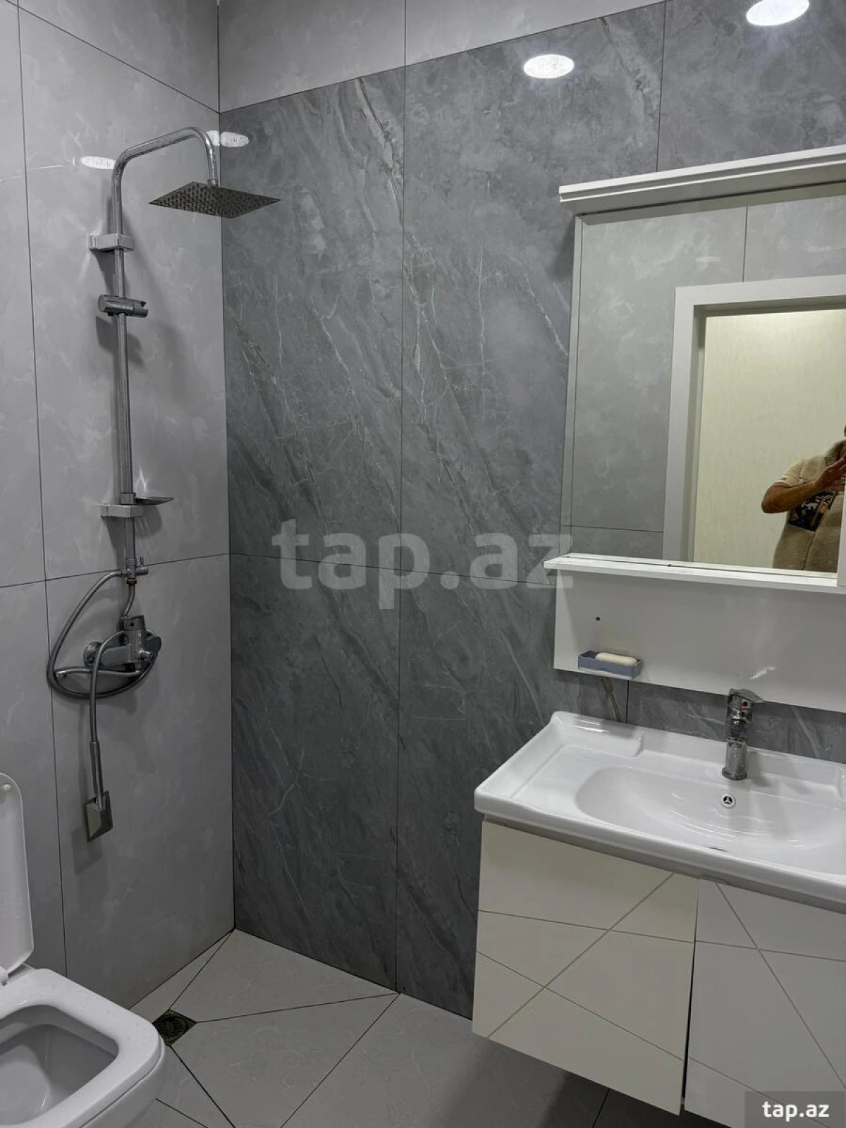 Kirayə verilir 4 otaqlı həyət evi 150 m²