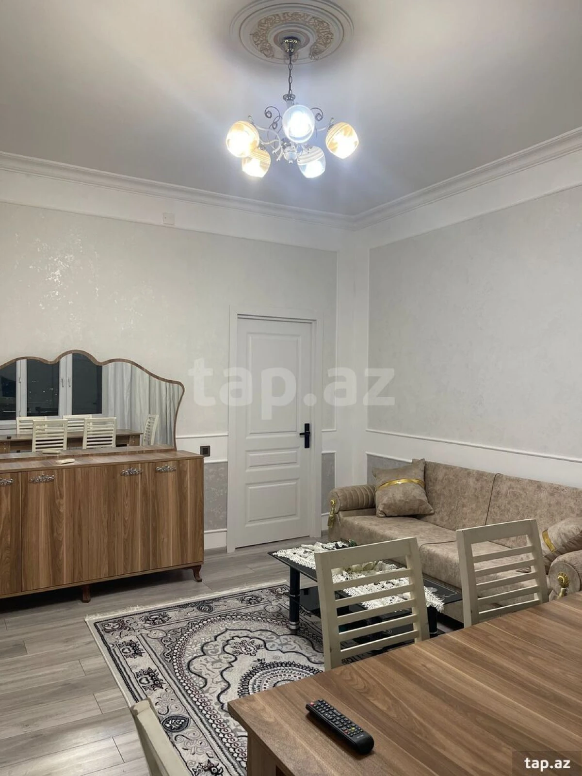 Kirayə verilir 2 otaqlı yeni tikili 78 m²