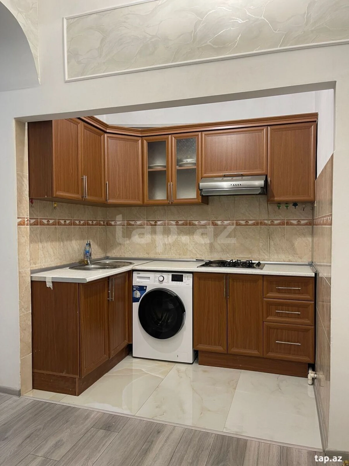 Kirayə verilir 2 otaqlı yeni tikili 78 m²