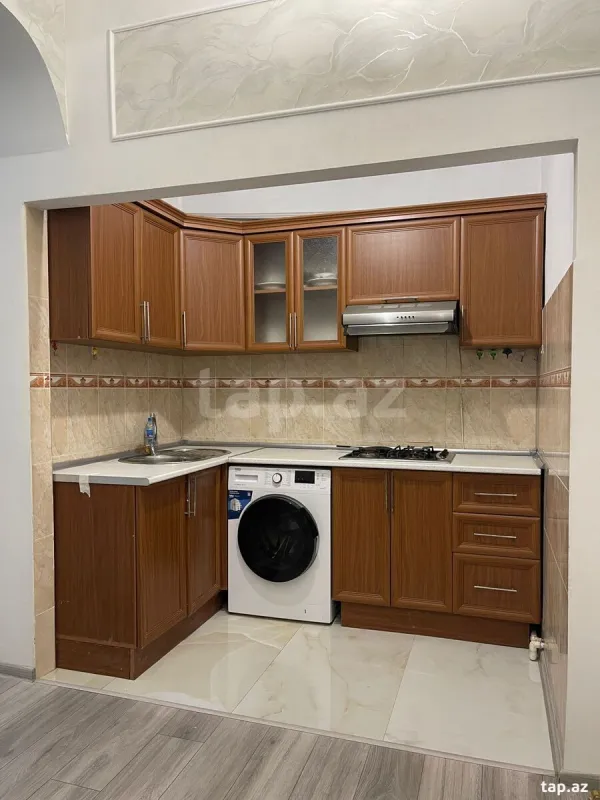 Kirayə verilir 2 otaqlı yeni tikili 78 m²