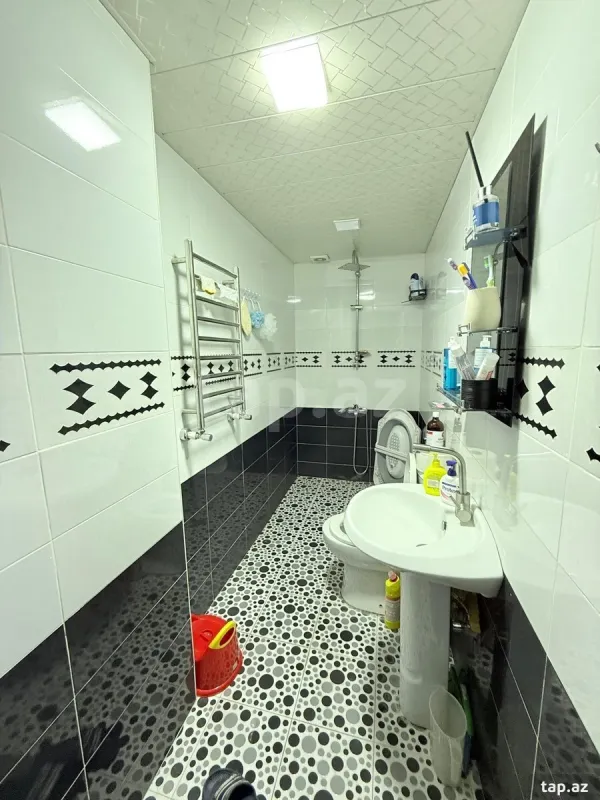 Satılır 3 otaqlı yeni tikili 78 m²