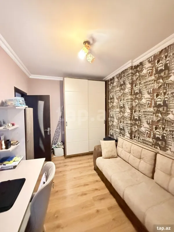 Satılır 3 otaqlı yeni tikili 78 m²