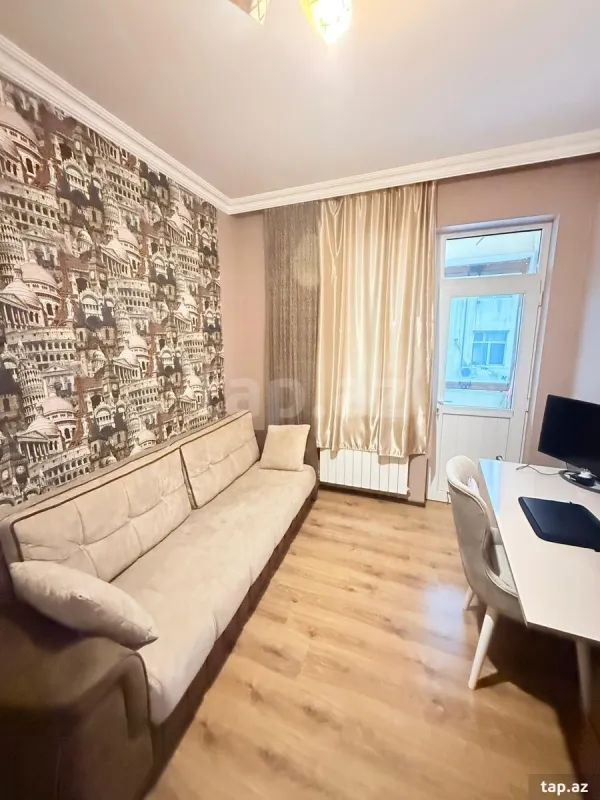 Satılır 3 otaqlı yeni tikili 78 m²